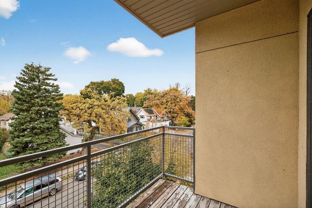 820 Emerald Street 307, Saint Paul, MN 55114