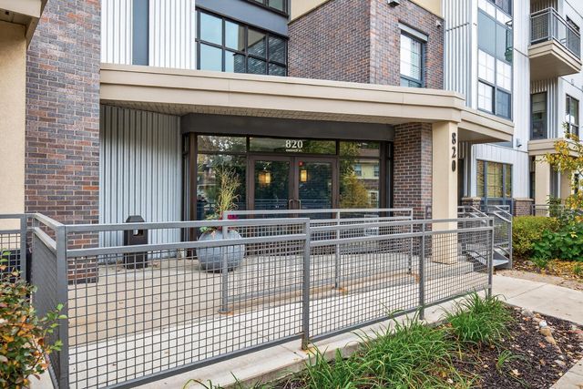 820 Emerald Street 307, Saint Paul, MN 55114