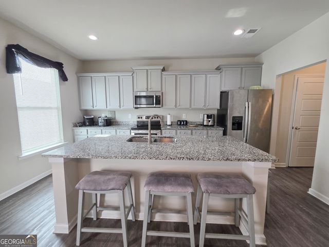 133 Red Birch Lane, Warner Robins, GA 31093