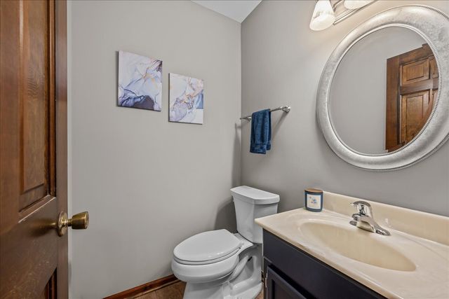 2477 Cambridge Drive, Aurora, IL 60506