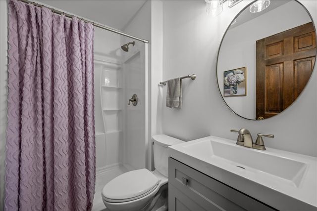 2477 Cambridge Drive, Aurora, IL 60506