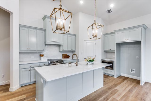 912 Triple Crown Court, Willow Park, TX 76087