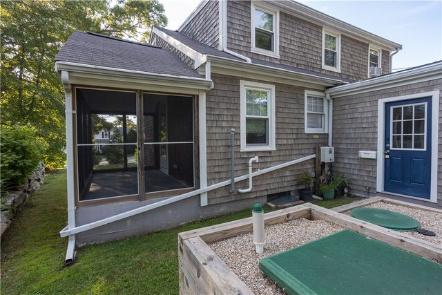 836 Main Road, Tiverton, RI 02878