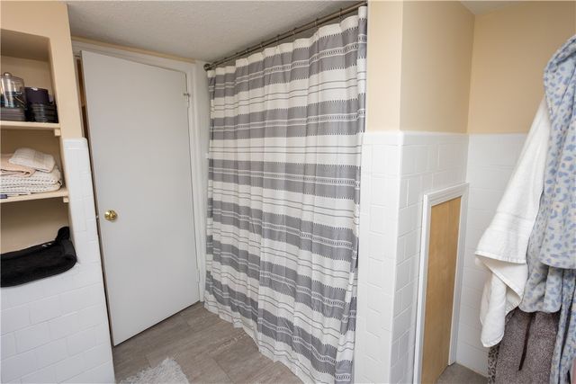 836 Main Road, Tiverton, RI 02878