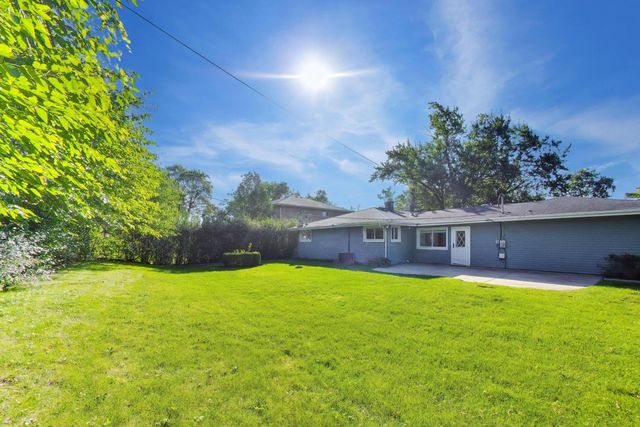 3136 Bellwood Lane, Glenview, IL 60026