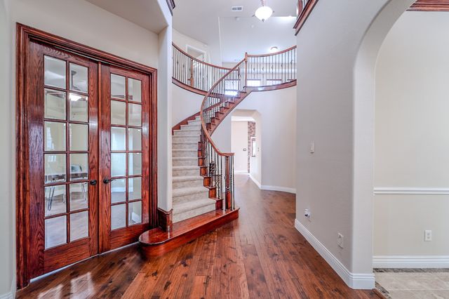 924 Brentwood Drive, Murphy, TX 75094