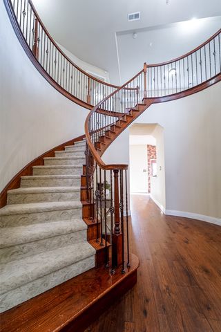 924 Brentwood Drive, Murphy, TX 75094