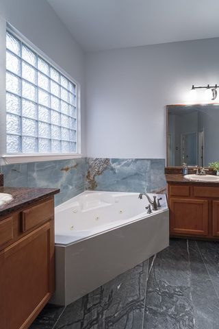 924 Brentwood Drive, Murphy, TX 75094