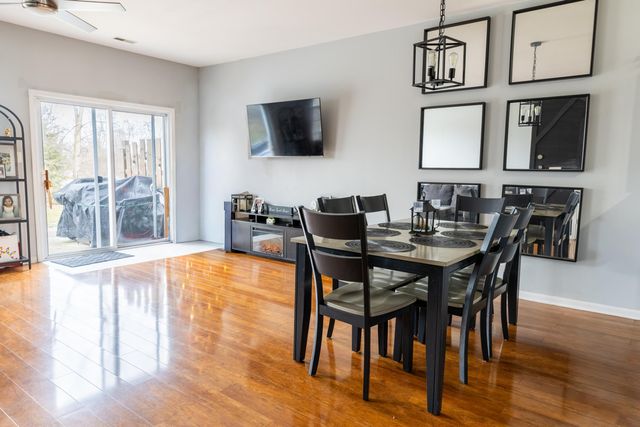 1741 Springtime Court, Dyer, IN 46311