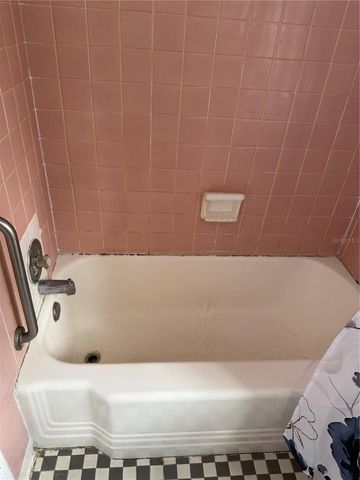 1247 LAKEVIEW DRIVE, Clermont, FL 34711