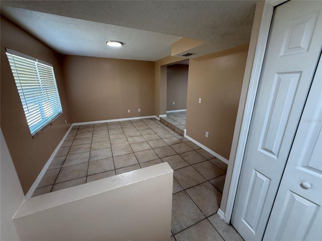 1247 LAKEVIEW DRIVE, Clermont, FL 34711