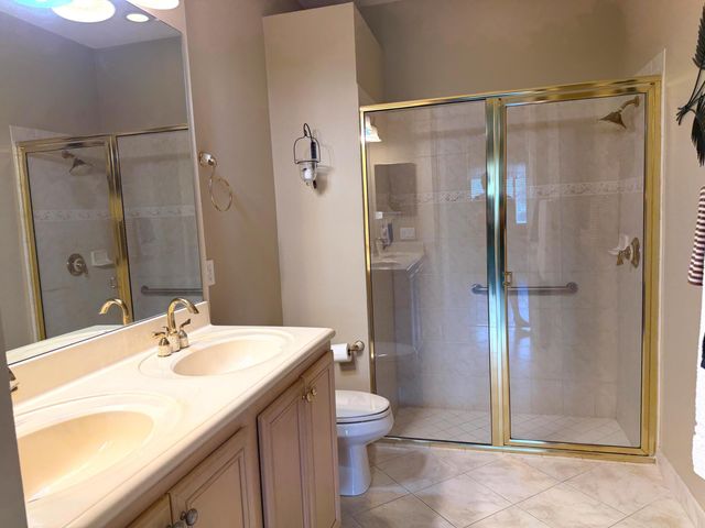 6510 Oxford Circle 101, Vero Beach, FL 32966