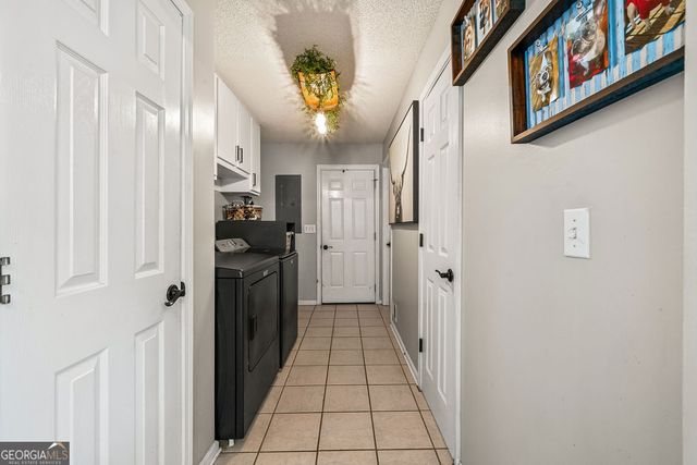 50 Bridgewater Drive, Newnan, GA 30265