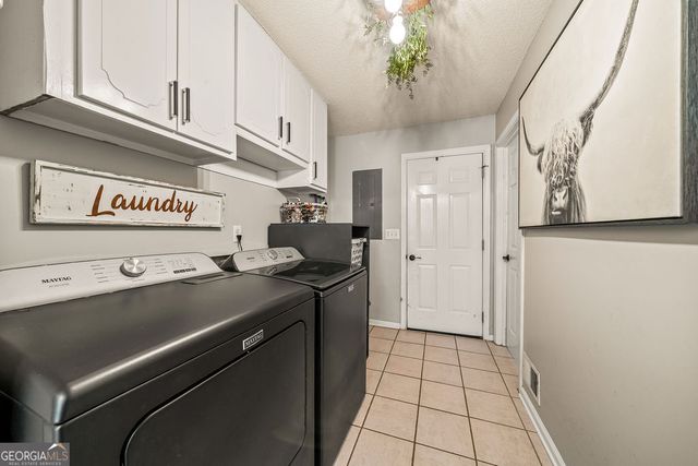 50 Bridgewater Drive, Newnan, GA 30265