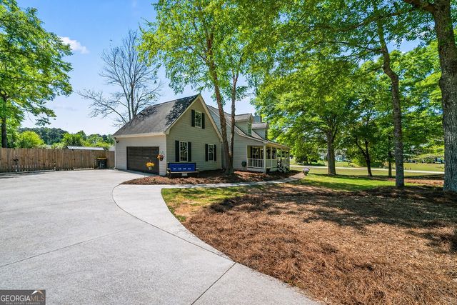 50 Bridgewater Drive, Newnan, GA 30265