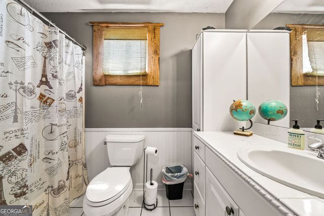 50 Bridgewater Drive, Newnan, GA 30265