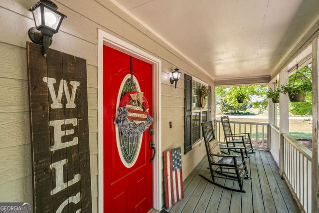 50 Bridgewater Drive, Newnan, GA 30265