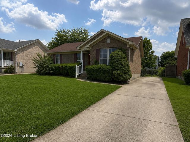 11707 Autumn Forest Ct, Louisville, KY 40229
