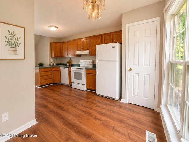 11707 Autumn Forest Ct, Louisville, KY 40229