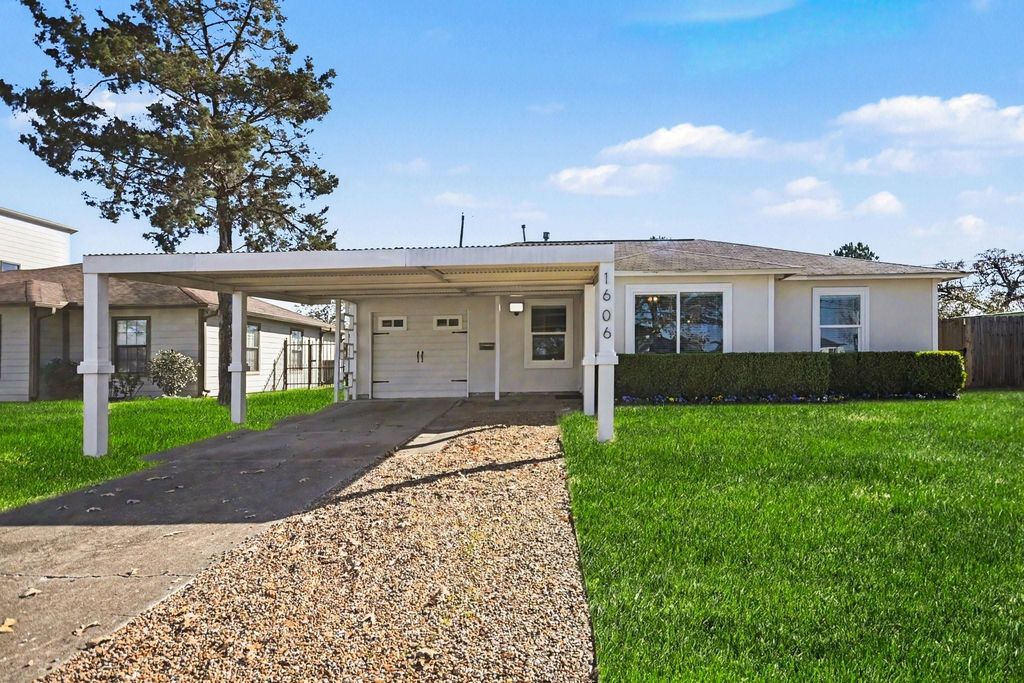 1606 Afton Street, Houston, TX 77055