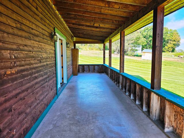 2610 VT Route 105, Derby, VT 05829