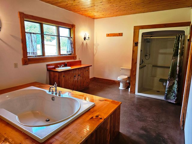 2610 VT Route 105, Derby, VT 05829