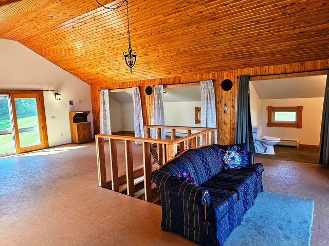 2610 VT Route 105, Derby, VT 05829