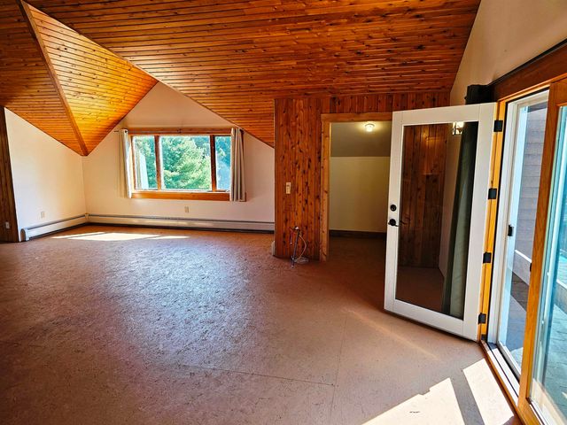 2610 VT Route 105, Derby, VT 05829