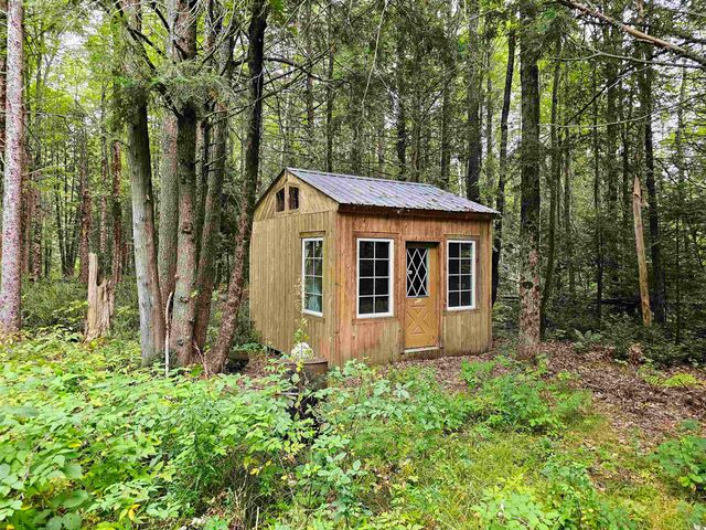 2610 VT Route 105, Derby, VT 05829