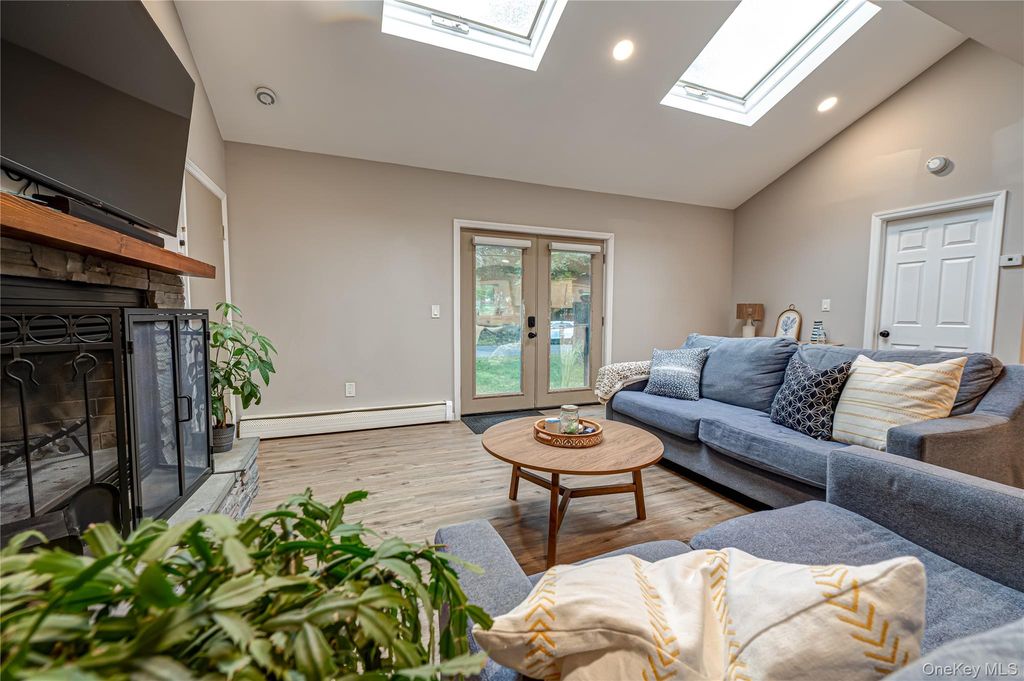 40 Lyman Road, East Patchogue, NY 11772 — photo 2