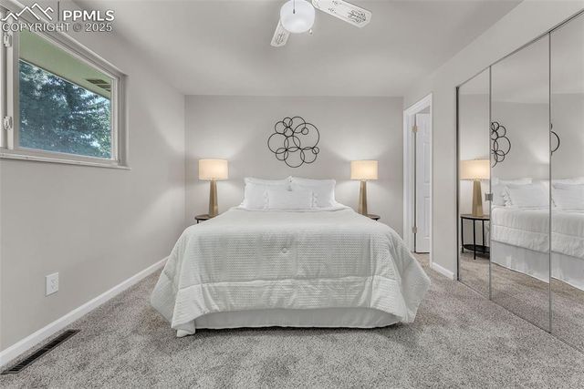 2832 Ridgeglen Way, Colorado Springs, CO 80918