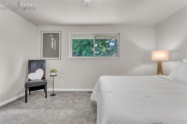 2832 Ridgeglen Way, Colorado Springs, CO 80918