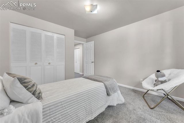 2832 Ridgeglen Way, Colorado Springs, CO 80918