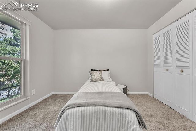 2832 Ridgeglen Way, Colorado Springs, CO 80918