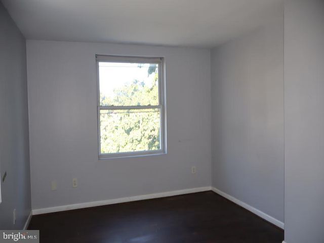 136 E UPSAL ST, Philadelphia, PA 19119
