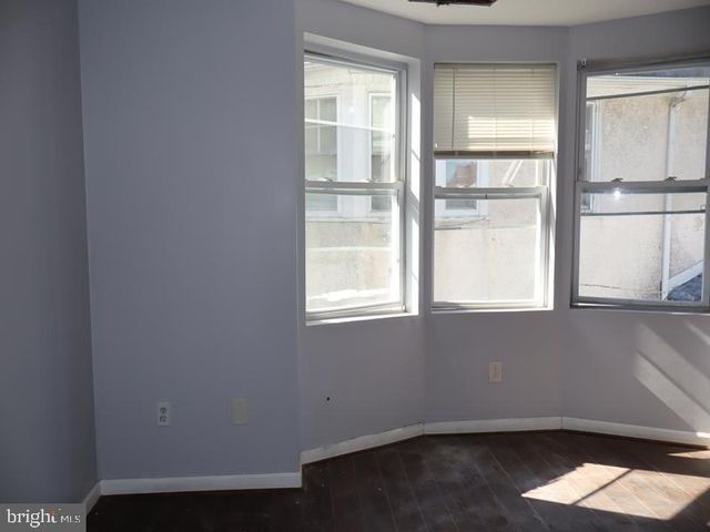 136 E UPSAL ST, Philadelphia, PA 19119