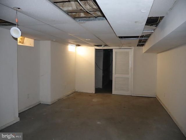 136 E UPSAL ST, Philadelphia, PA 19119