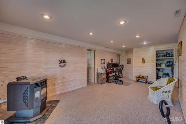 100 Lakeview Drive, Hale, MI 48739