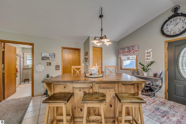 100 Lakeview Drive, Hale, MI 48739