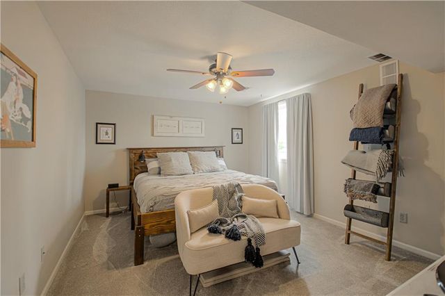 16023 Jesse James Farm Road, Kearney, MO 64060