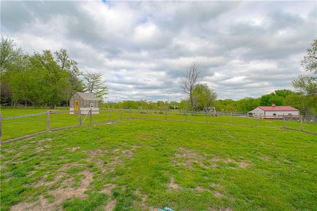 16023 Jesse James Farm Road, Kearney, MO 64060