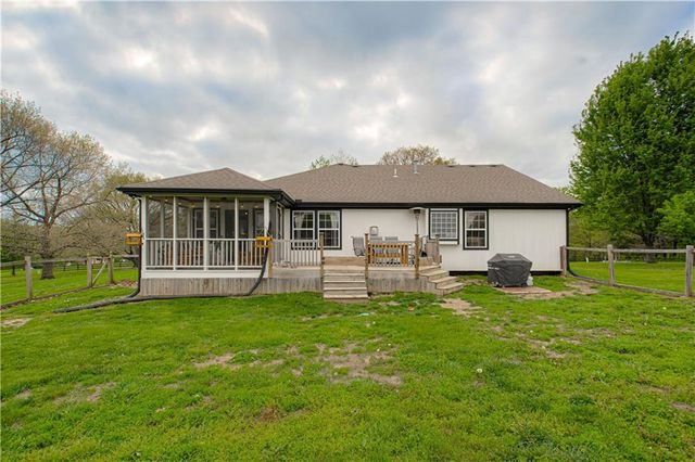 16023 Jesse James Farm Road, Kearney, MO 64060