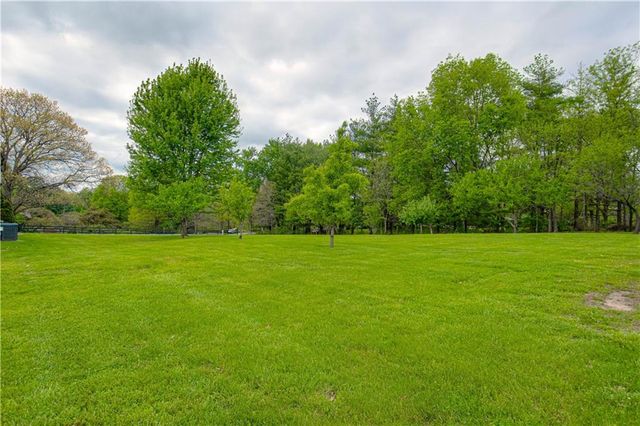 16023 Jesse James Farm Road, Kearney, MO 64060
