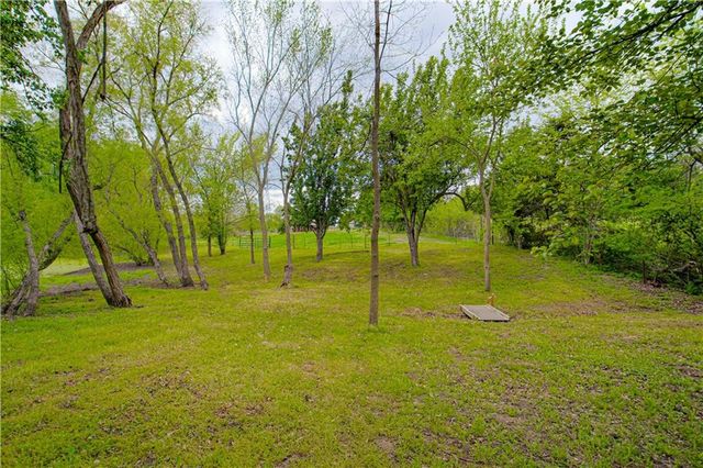 16023 Jesse James Farm Road, Kearney, MO 64060