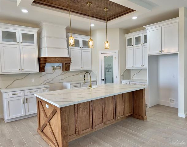 8408 G M Drive, Elsa, TX 78543