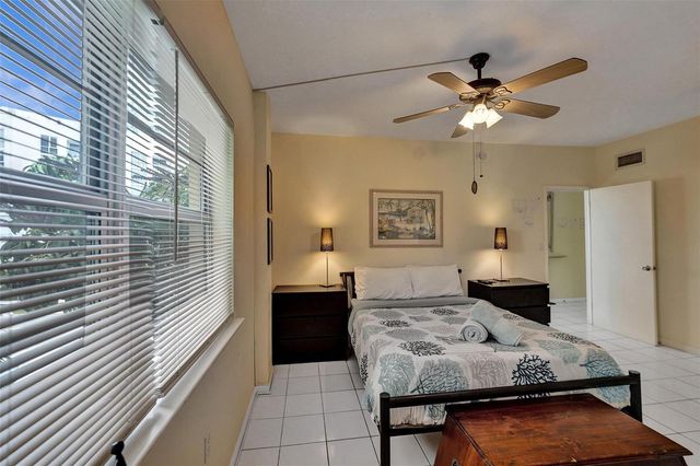 341 N Birch Road 316, Fort Lauderdale, FL 33304