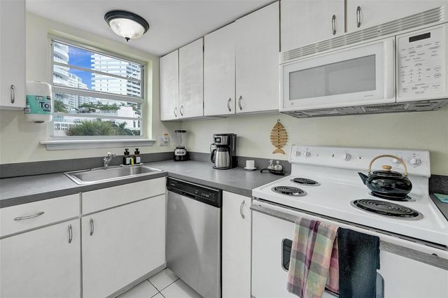 341 N Birch Road 316, Fort Lauderdale, FL 33304
