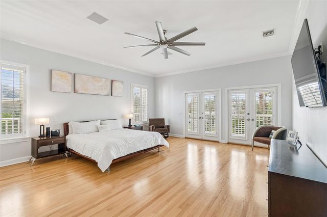 814 S BAYSIDE DRIVE, Tampa, FL 33609