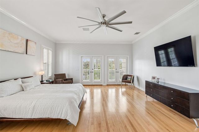 814 S BAYSIDE DRIVE, Tampa, FL 33609