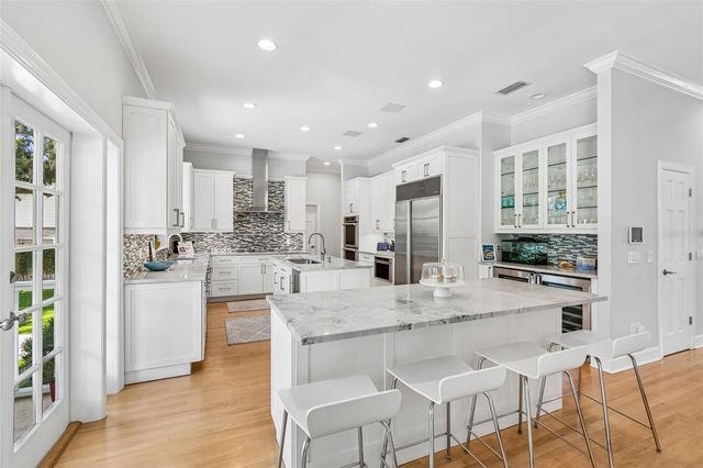 814 S BAYSIDE DRIVE, Tampa, FL 33609